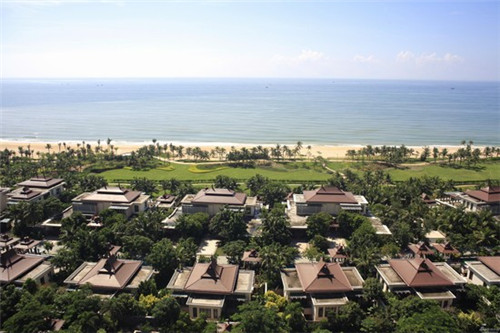 春风缓缓的吹过是什么歌（春风慢慢的吹过草原）